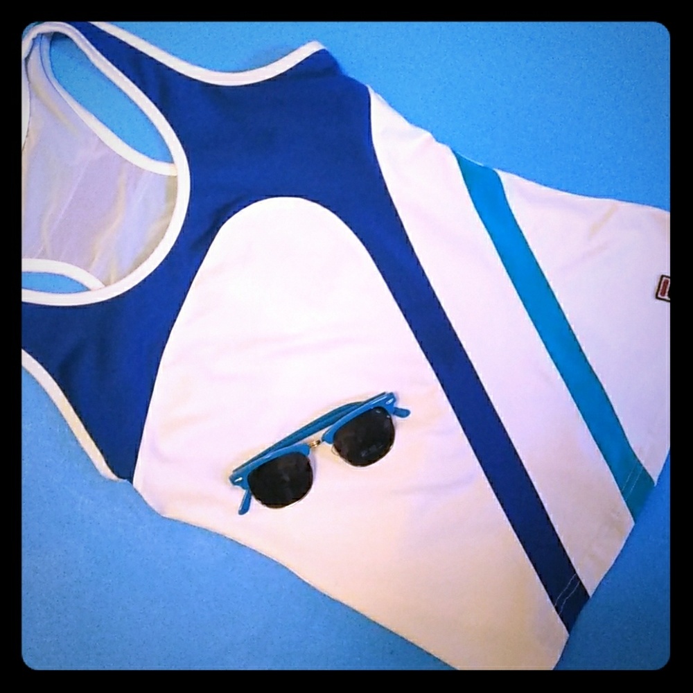 FILA SPORTS TANK WITH BUILT-IN BRA